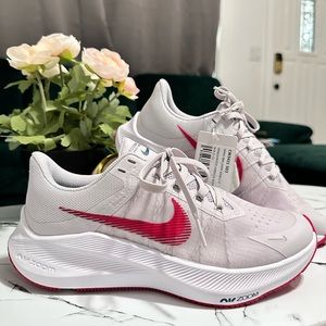 Nike woman / Nike Zoom Winflo 8 'Venice Mystic Hibiscus- rush pink .